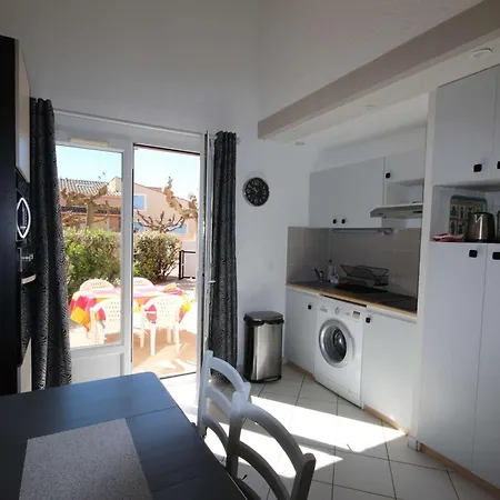 Plein Sud Semi Climatisee- 4 Couchages, En Les Ondines Avec Piscine Commune, 500 M De La Lrond28 *