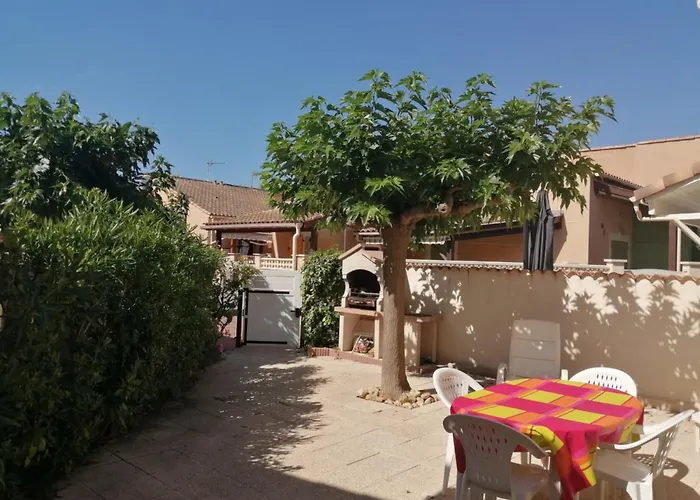Villa Plein Sud Semi Climatisee- 4 Couchages, En Les Ondines Avec Piscine Commune, 500 M De La Lrond28 *